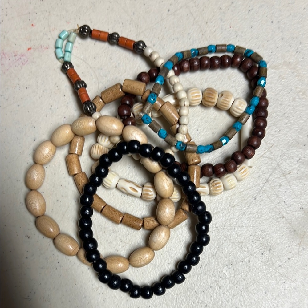 LOT of 8 wooden Multicolor Beaded Bracelet Set